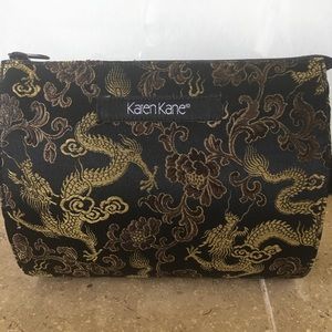 Chinoiserie inspired clutch bag.